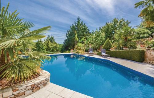 Three-bedroom Holiday Home In Terrasspn-lavilledieu
