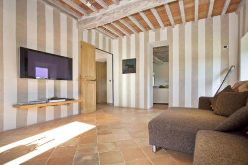 San Vincenti Villa Sleeps 18 Air Con Wifi
