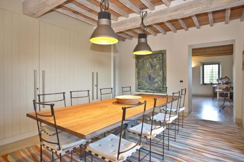 San Vincenti Villa Sleeps 18 Air Con Wifi