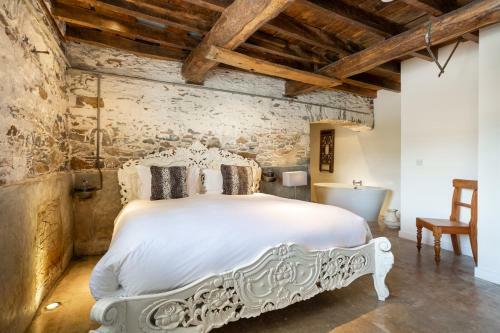 Woodland Villa Sleeps 20 Pool Wifi