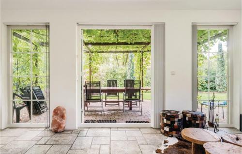 Four-bedroom Holiday Home In Lunteren