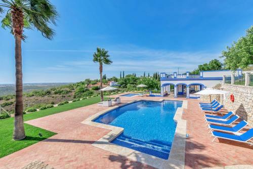 Malhadais Villa Sleeps 12 Pool Air Con Wifi