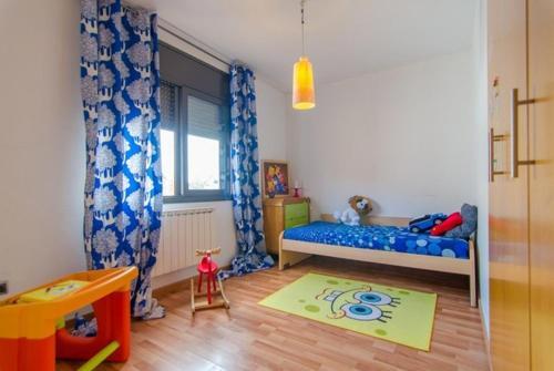Blanes Villa Sleeps 8 Pool Air Con Wifi