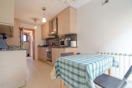Blanes Villa Sleeps 8 Pool Air Con Wifi