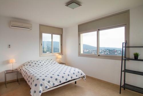 Les Cabanyes Villa Sleeps 8 Pool Air Con Wifi
