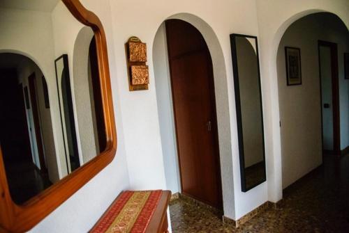 Caules Villa Sleeps 8 Pool Wifi