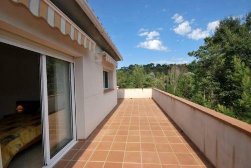 Caules Villa Sleeps 6 Pool