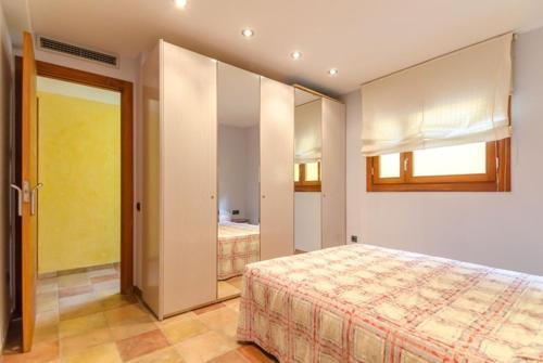 Lloret de Mar Villa Sleeps 7 Pool Air Con Wifi