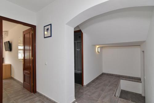 Lloret de Mar Villa Sleeps 10 Pool Air Con Wifi