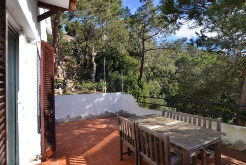 Lloret de Mar Villa Sleeps 6 Pool Wifi