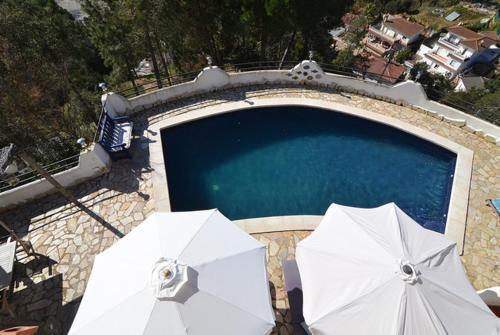 Lloret de Mar Villa Sleeps 6 Pool Wifi