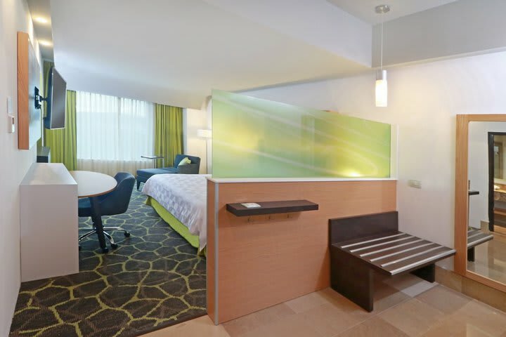 Hotel Holiday Inn Queretaro Zona Krystal