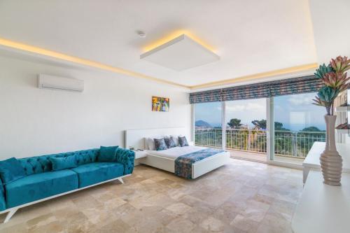 Kalkan Villa Sleeps 8 Pool Air Con Wifi