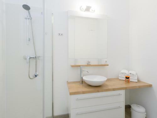 Apartment Oper - Contactless Check In