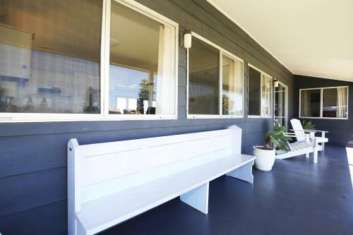 Glory @ Culburra - Absolute Beachfront - Pet & Family Friendly