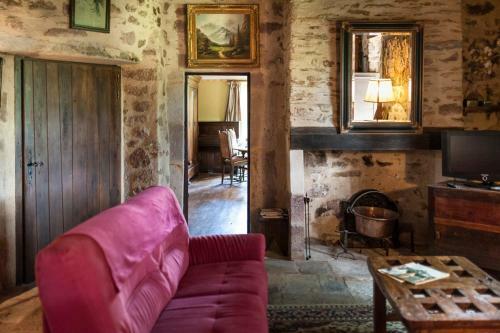 Bournazel Villa Sleeps 8 Pool Wifi