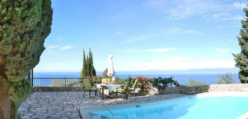 Agios Nikitas Nature Villas
