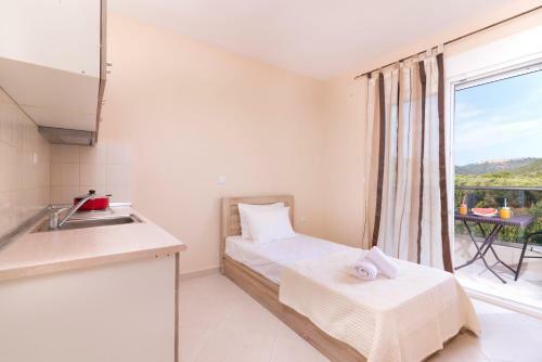 Apartments Kidonis