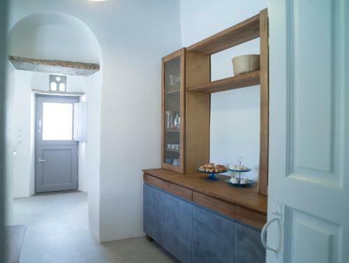 Hostal Tutti Blu Tinos Living Space