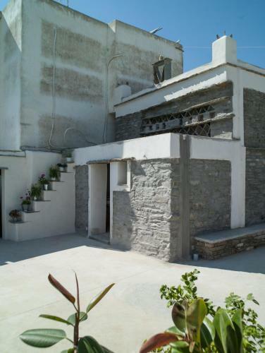 Hostal Tutti Blu Tinos Living Space