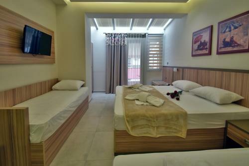 Dafni Plus Hotel