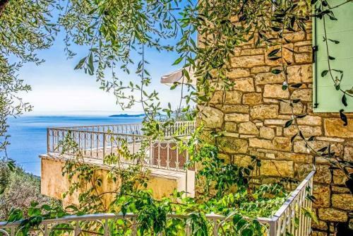 Vinglatouri Villa Sleeps 5 Pool Air Con Wifi