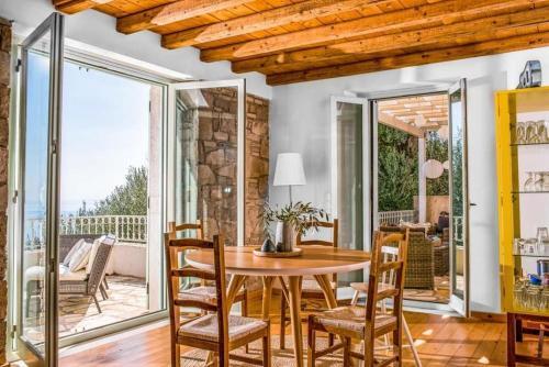 Vinglatouri Villa Sleeps 5 Pool Air Con Wifi