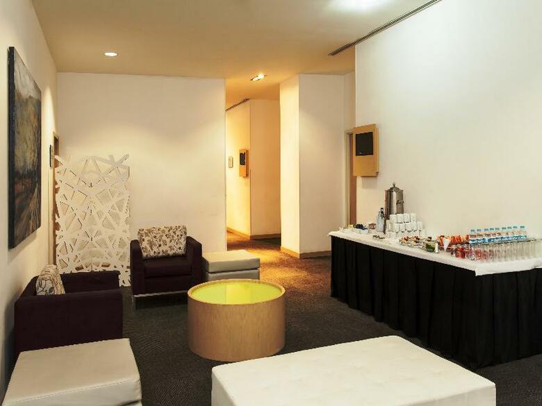 Hotel NH Mexico City Valle Dorado