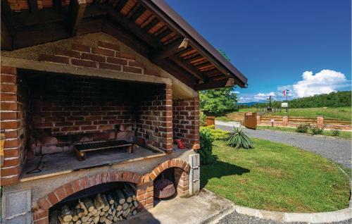 Two-bedroom Holiday Home In Bosiljevo