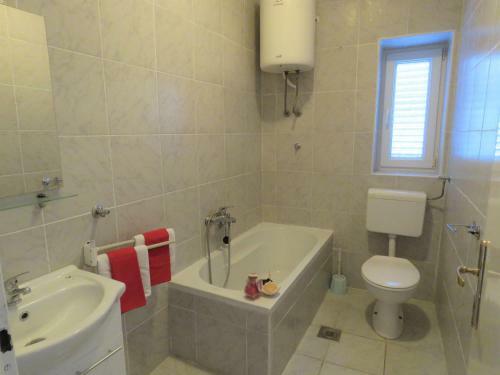 Apartamento Novalja Center