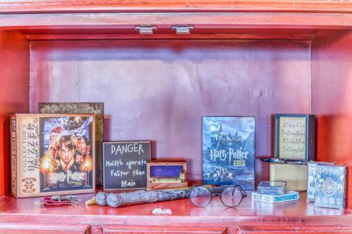 Hogwartz Of The Smokies Cabin