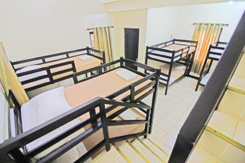 Hotel Caliraya Resort Club