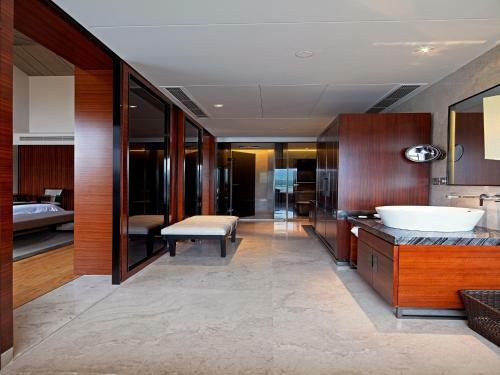 Hotel Jinling Resort Tianquan Lake