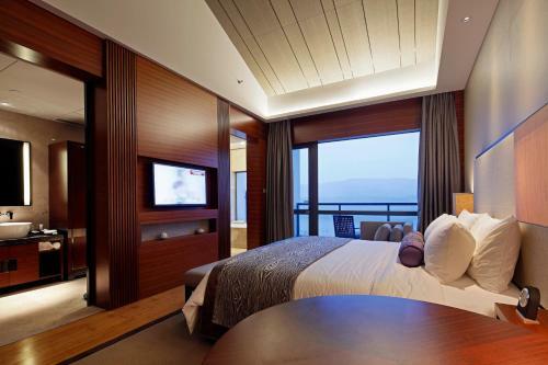 Hotel Jinling Resort Tianquan Lake