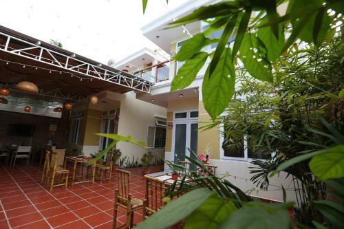 Bed & Breakfast An Bang Beach Town Homestay