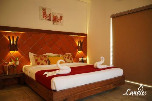 Hotel Le Candles Resort