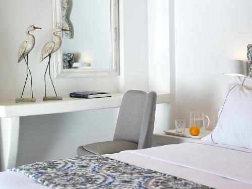 Hotel Lithos Luxury Rooms (Adults Only)