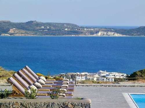 Hotel Lithos Luxury Rooms (Adults Only)