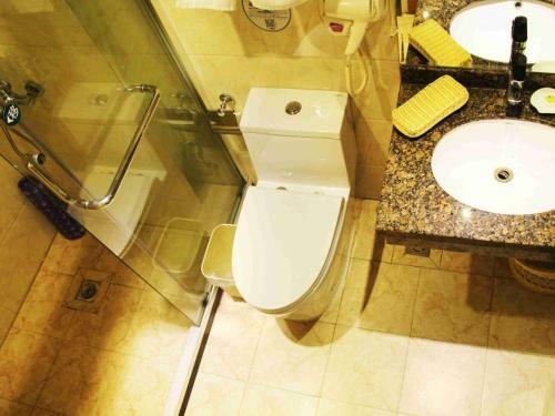 Greentree Inn Shandong Qingdao Development District Sdust Express Hotel