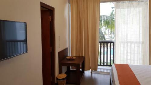 Hotel Blue Whale Resort & Kite Surfing
