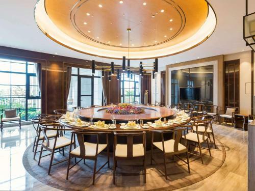 Hotel Grand Mercure Zhengzhou West