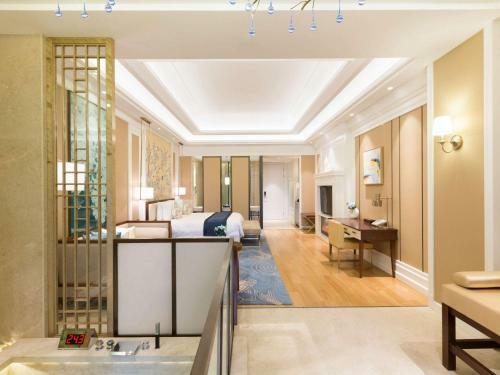 Hotel Grand Mercure Zhengzhou West