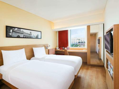 Hotel Ibis Hyderabad Hitec City
