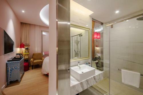 Aegean Romantic Art Hotel