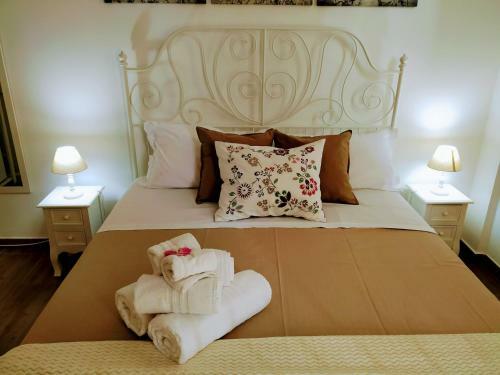Hostal Dafni - Shabby Chic Guesthouse