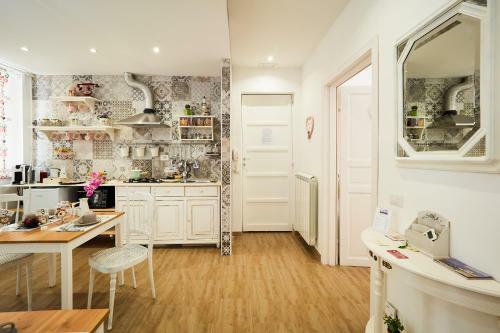 Hostal Dafni - Shabby Chic Guesthouse