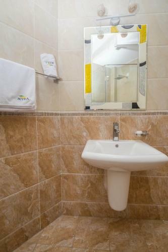 Aparthotel Myra Residence By Dunhill Serviced Apartments