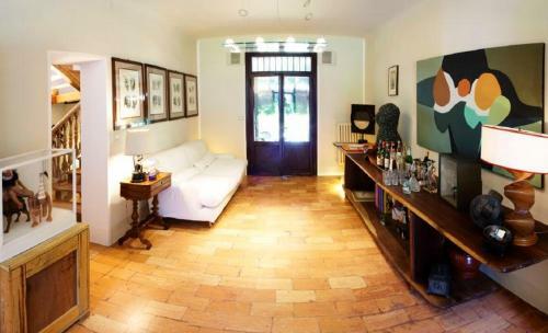 Bastia Villa Sleeps 9 Pool Wifi T737706