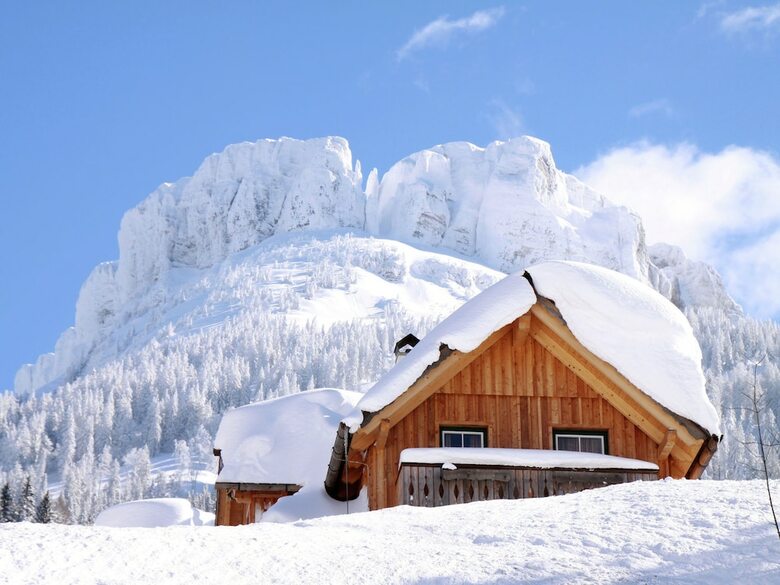 Comfy Chalet In Altaussee Near Ski Area