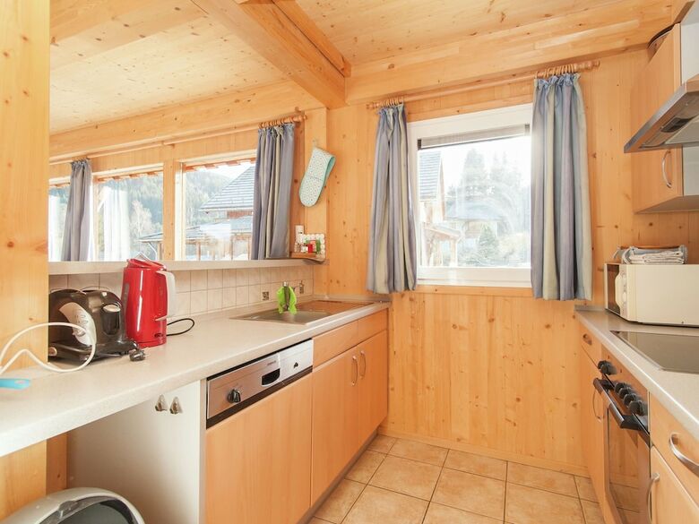Cosy Chalet In Stadl An Der Mur With Valley Views